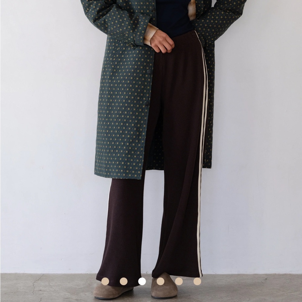 DONNI. Brown Crop Thermal Pants with Cream Accents